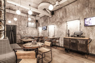 CUSTOMER FOCUS: STUNNING INDUSTRIAL STYLE RESTAURANT DECOR