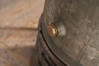 Industrial Riveted Pressure Gauge Table