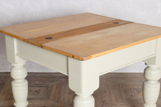 Antique Extending Dining Table - Table Top Corner