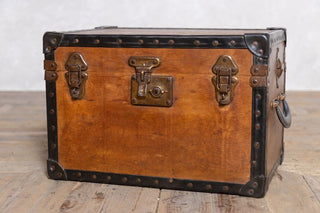 vintage-wooden-storage-trunk