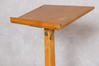 vintage-front-of-house-lectern-stand