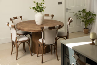 oatmeal-bentwood-lifestyle