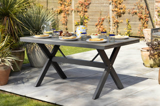 milan-outdoor-table-lifestyle