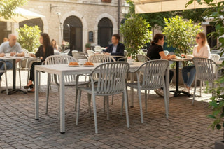 California Garden Outdoor Speckled Beige Café Table Set with California Chairs