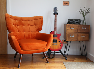 arlo-chair-in-home-photo-credit-lisa-cooper