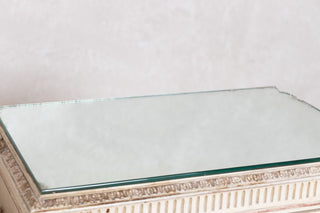 close up of tabletop mirror
