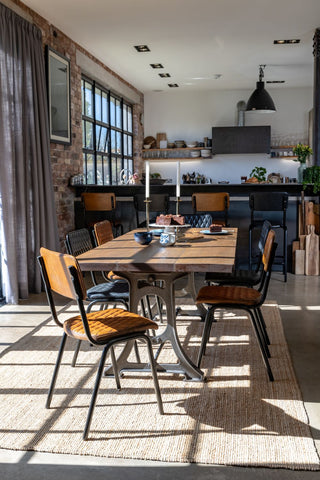 princeton-chairs-around-dining-table-in-home