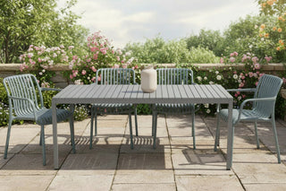California Garden Outdoor Café Table Set with Maldives Chairs