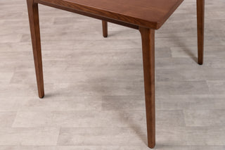 Hadley Square Restaurant Dining Table