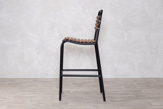 black-stool