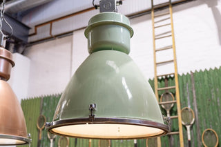 green-vintage-light