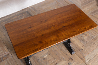 Wooden Bar and Pub Tables with Classic Designs