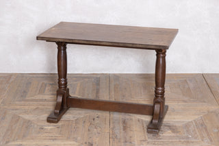Wooden Bar and Pub Tables with Classic Designs