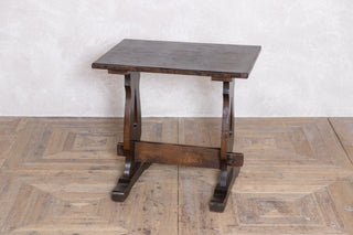 Wooden Bar and Pub Tables with Classic Designs