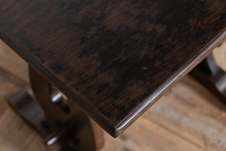 Wooden Bar and Pub Tables with Classic Designs