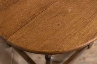 Wooden Bar and Pub Tables with Classic Designs