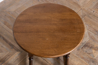 Wooden Bar and Pub Tables with Classic Designs