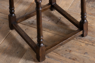 Wooden Bar and Pub Tables with Classic Designs