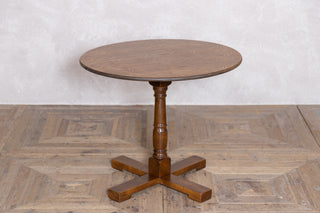 Wooden Bar and Pub Tables with Classic Designs