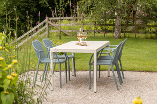 California Garden Outdoor Speckled Beige Café Table Set with California Chairs