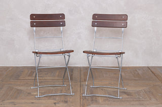 Set of 2 Vintage Outdoor Folding Chairs