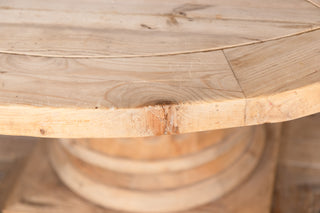 Round Pedestal Pine Table