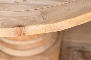 Round Pedestal Pine Table