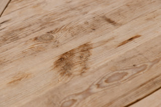 Round Pedestal Pine Table