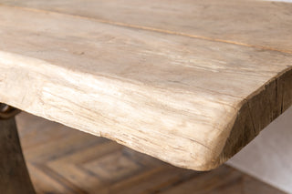 Large Posing Dining Restaurant Feature Table