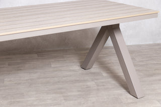 Naples Garden Table