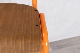 luxor-stool-orange-close-up