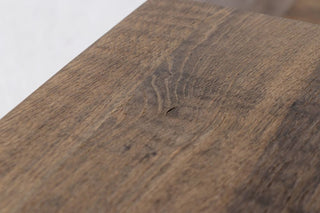 oak-detail-table-top