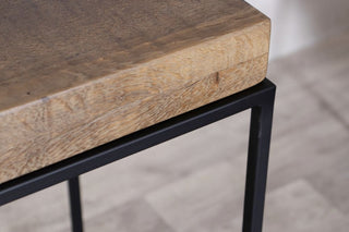 console-table-corner