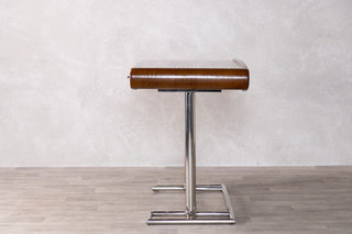 monaco-desk-side-view