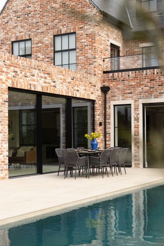 monza-8-seater-table-and-chairs