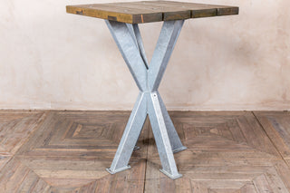 sheffield-galvanised-outdoor-bar-table