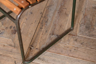 vintage-stacking-chair-legs