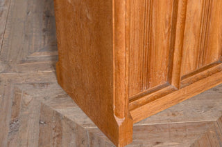 vintage-solid-oak-front-of-house-lectern-base