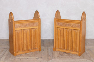 vintage-solid-oak-front-of-house-lectern