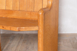 solid-english-oak-church-pew-close-up
