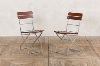 Set of 2 Vintage Outdoor Folding Chairs