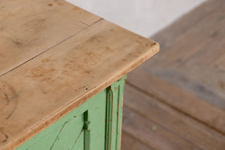 close-up-of-cupboard-top