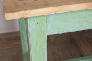 close-up-of-green-table-side