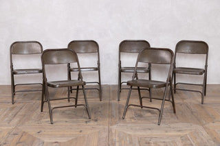 vintage-metal-folding-chairs