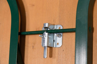 original-german-bierkeller-table-and-bench-set-hinge