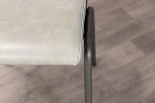 shoreditch-restaurant-cafe-chairs-white-seat