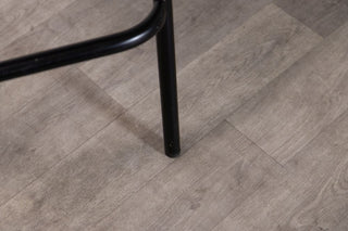 concrete-bar-stool-leg