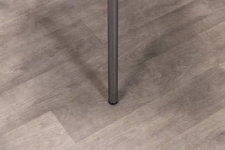 shoreditch-restaurant-cafe-chairs-black-leg