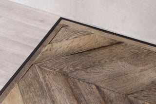 tiverton-rectangle-coffee-table-silverback-top-detail