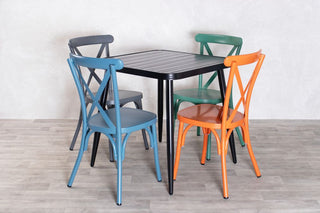 vienna-table-with-chairs